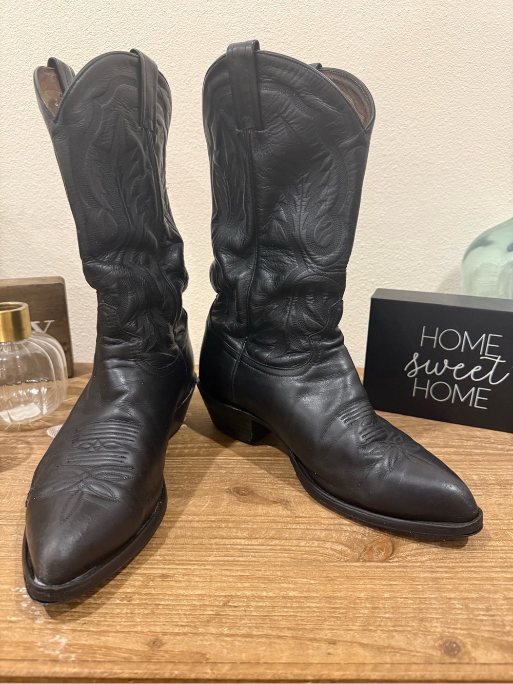 Tony Lama Black Leather 2910 Western Boots with Stitched Vamp 9.5EE